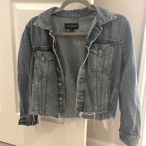 Cropped denim jacket